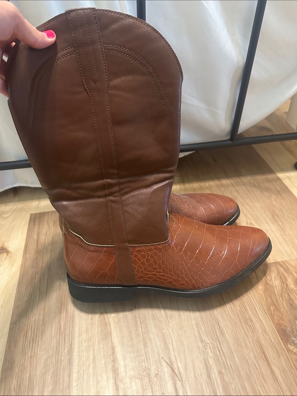 Brown Western-Style Leather Cowboy Boots
